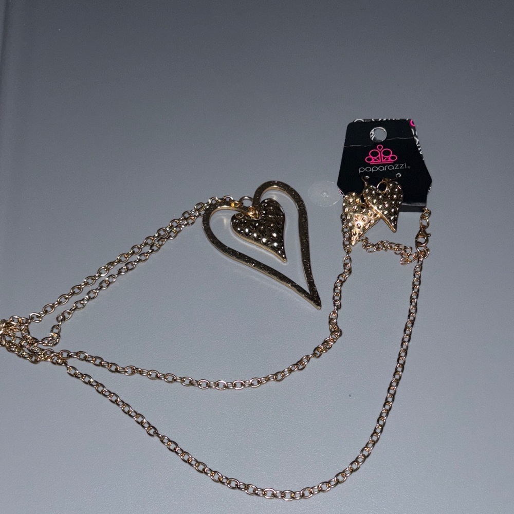 Paparazzi Gold Heart Pendant Necklace